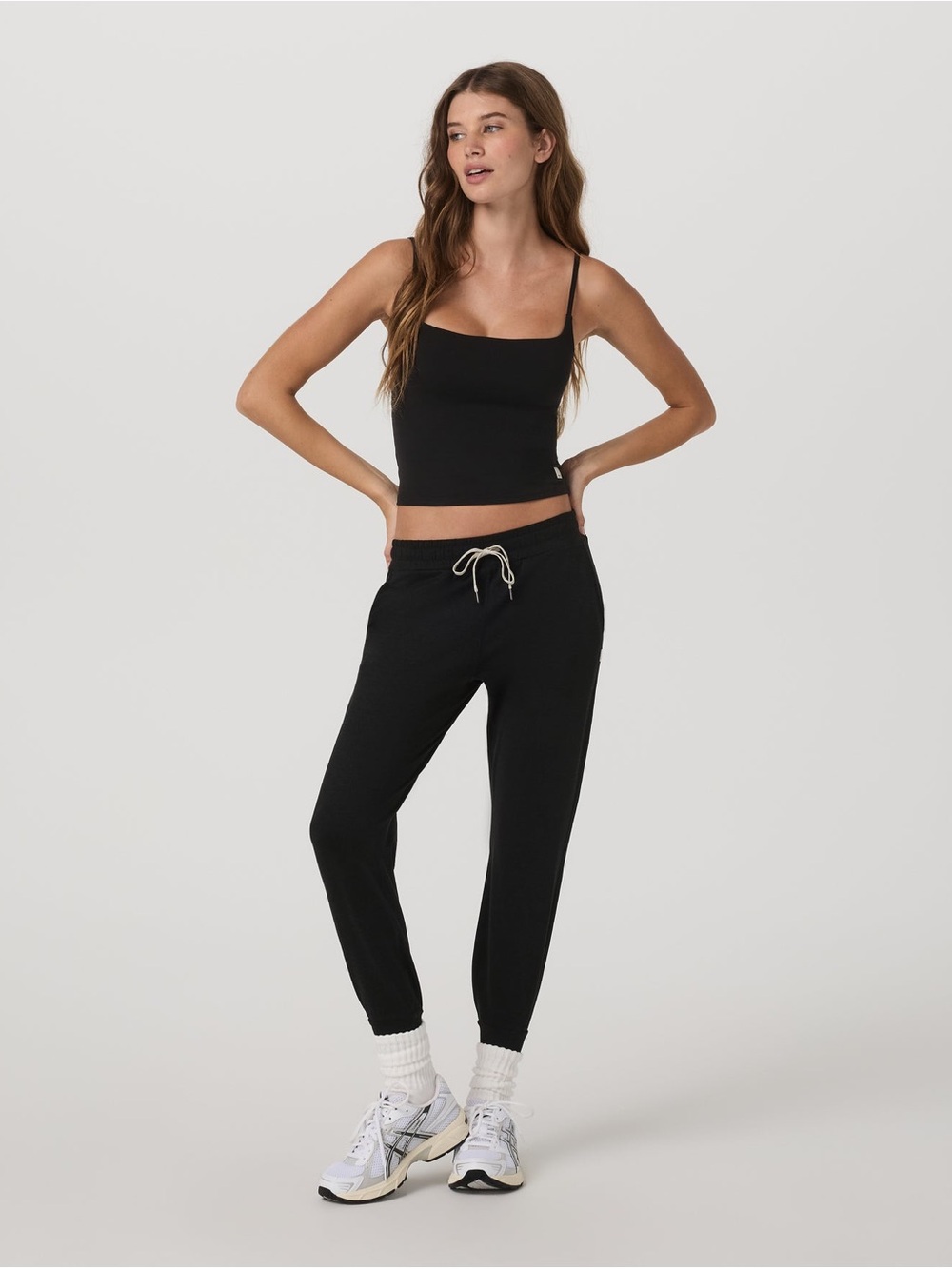 Vuori Performance Joggers Size Medium - Black Heather
